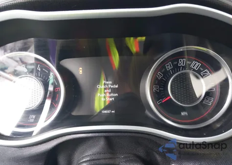 2016 Dodge Challenger R/T Plus из США, поврежденный, VIN 2C3CDZBT3GH142608